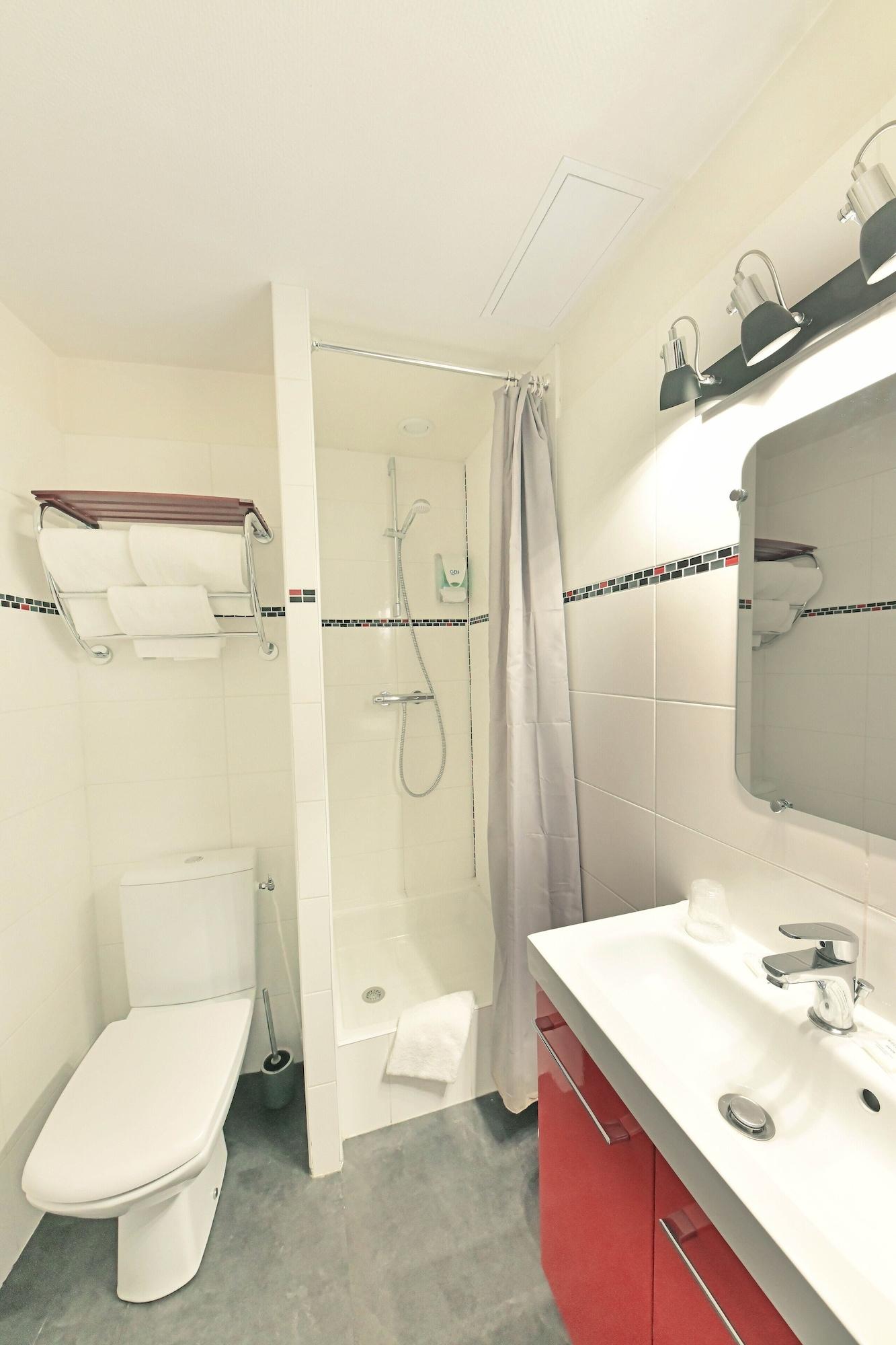 Hotel Saint Andre Gare Sncf Clermont-Ferrand Bagian luar foto