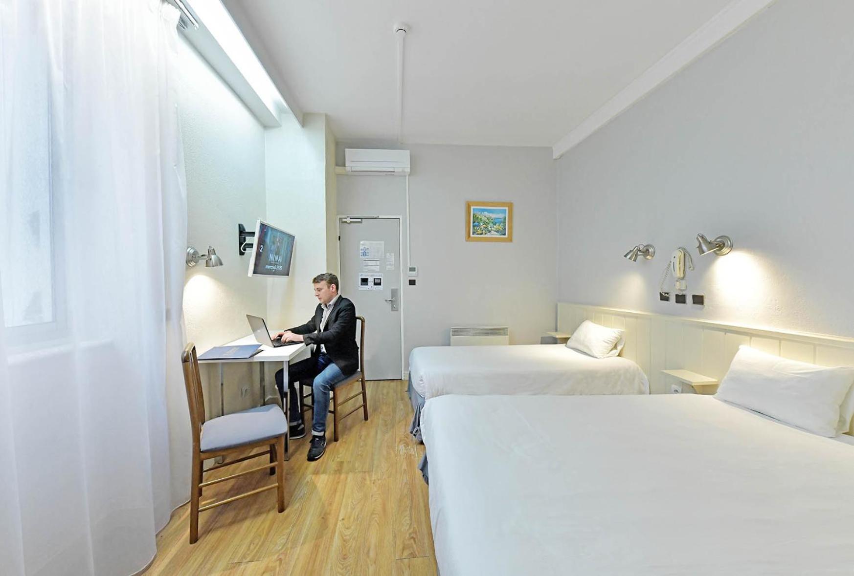 Hotel Saint Andre Gare Sncf Clermont-Ferrand Bagian luar foto