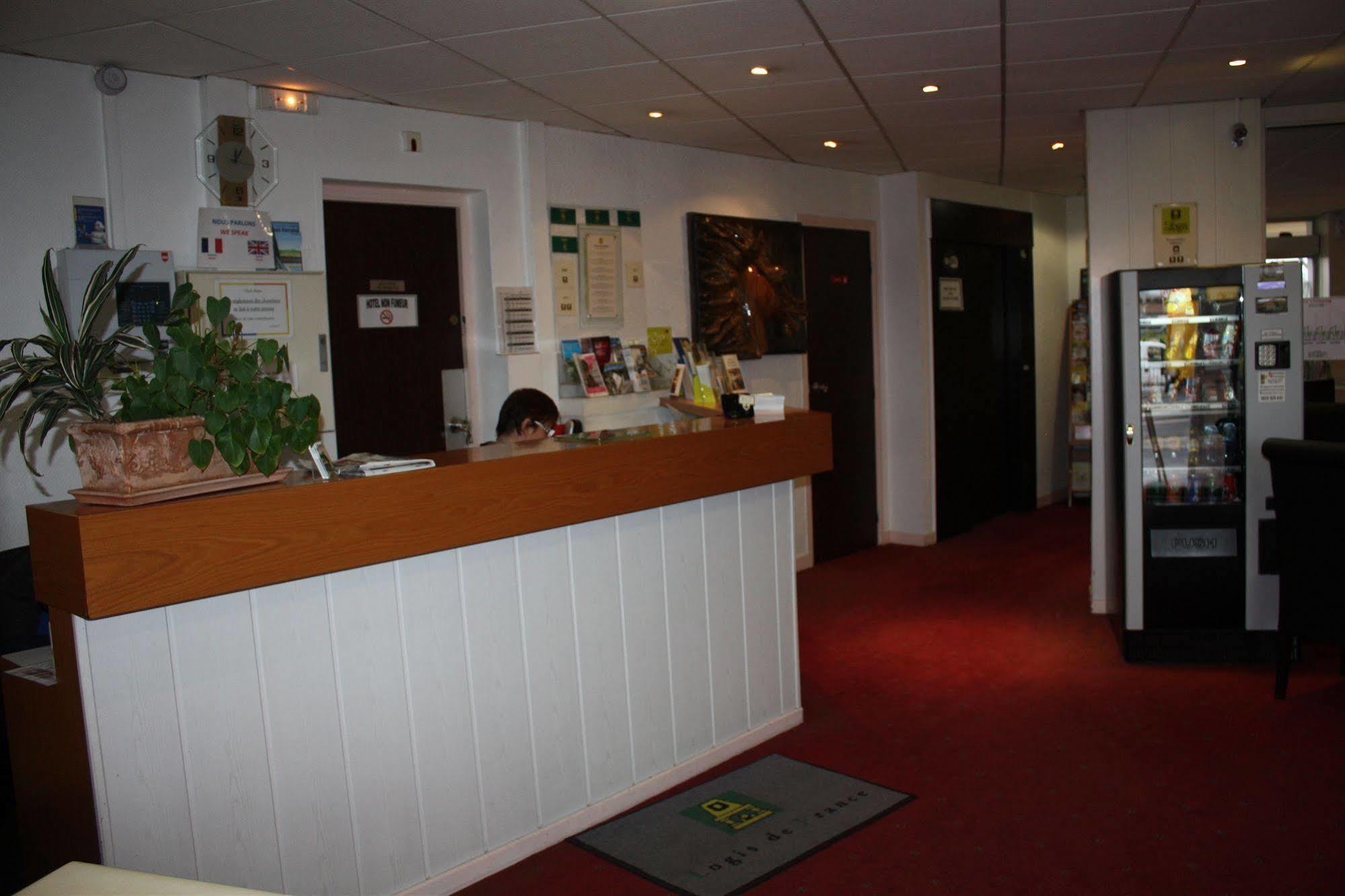 Hotel Saint Andre Gare Sncf Clermont-Ferrand Bagian luar foto